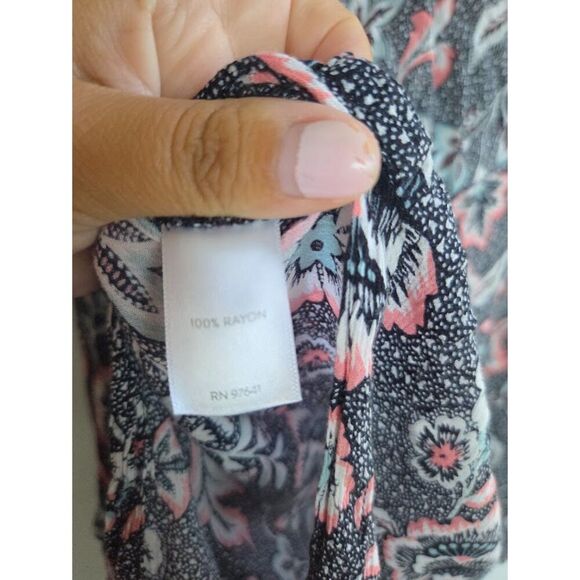 J.Jill Dark Grey/Black w/Pink Floral Print Tunic Button Down Blouse size XL - Picture 6 of 7